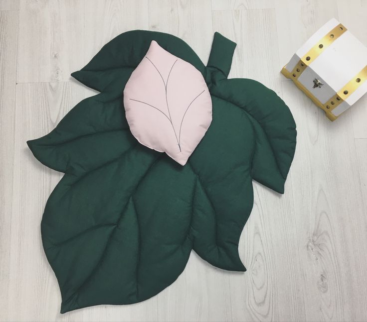 FLOOR AND BABY COTTON LEAF CRAWLING MAT