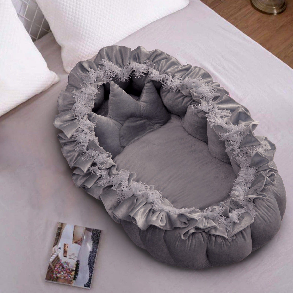 VELVET BIG BABY NEST, Filled with Ball Fiber In 100% Velvet-Gray