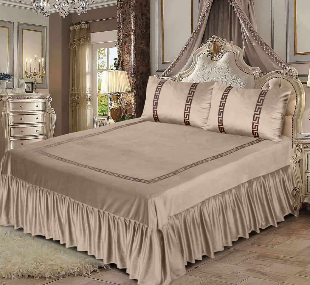 3Pcs Emboss Velvet Bedsheet - Beige